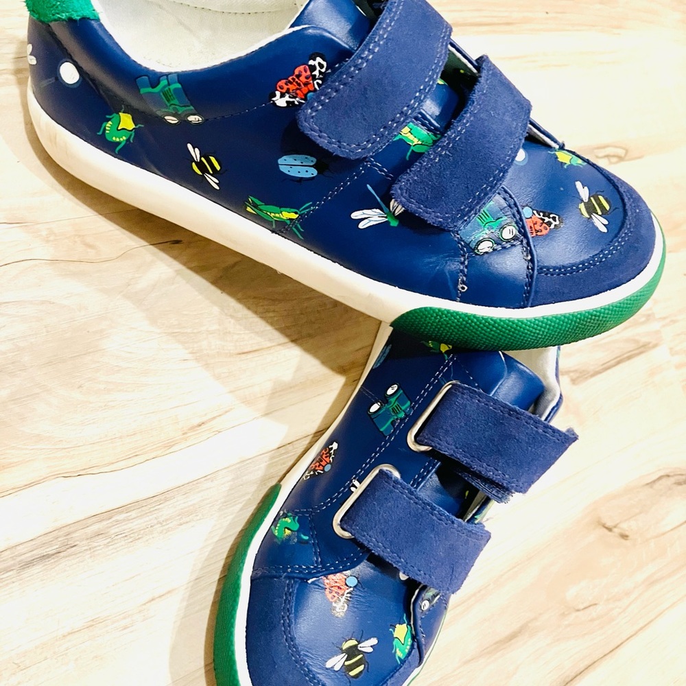 Mini Boden Leather Sneaker -  Big Kids Size 4.5 US